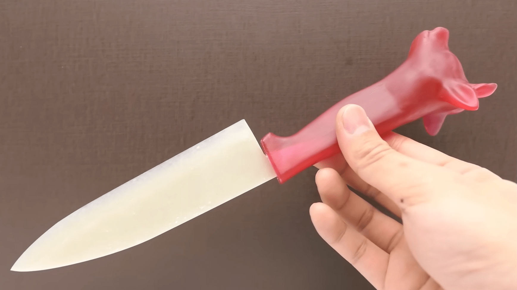 This YouTube scientist makes knives out of random stuff and it’s mesmerizing